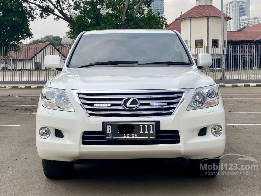 2011 Lexus LX 570 SUV