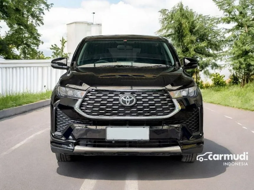 Jual Mobil Toyota Kijang Innova Zenix 2022 G HV (Premium Color) 2.0 di Jawa Timur Automatic MPV Hitam Rp 405.000.000
