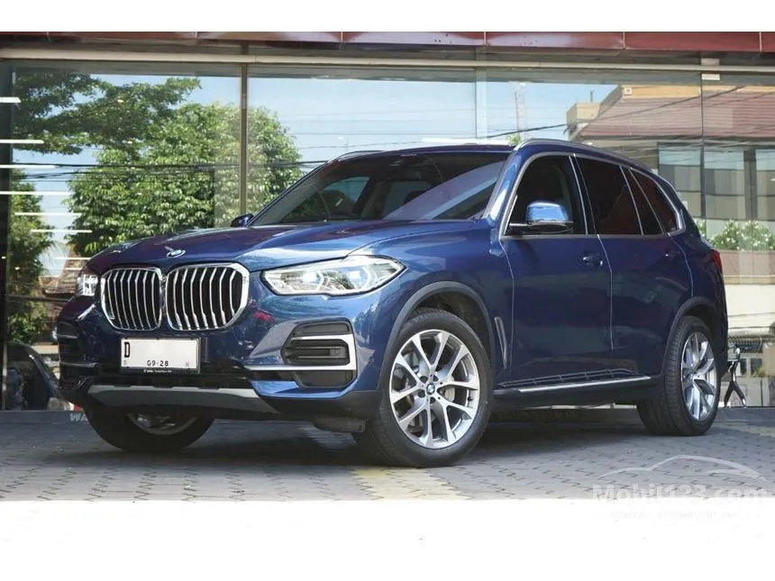 Jual Mobil BMW X5 2023 xDrive40i xLine 3.0 di Jawa Barat Automatic SUV Biru Rp 1.225.000.000