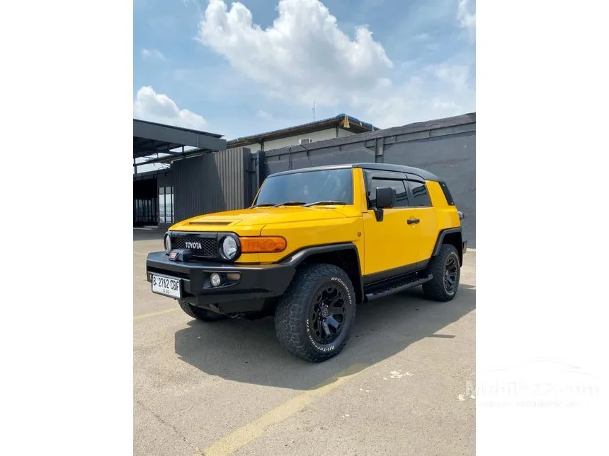 2017 Toyota FJ Cruiser SUV