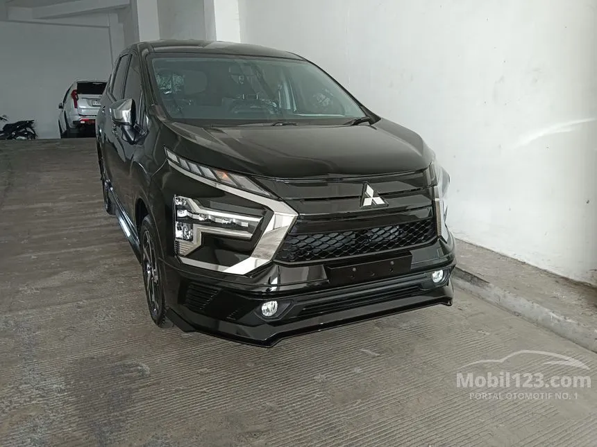 Jual Mobil Mitsubishi Xpander 2024 Ultimate 1.5 di Jawa Barat Automatic MPV Hitam Rp 290.000.000