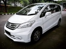 2014 Honda Freed 1.5 PSD AT, Putih Mulus Terawat istimewa
