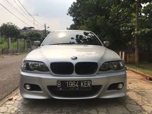 2004 BMW 325i 2.5 Sedan ( Kendaraan Sangat Istimewa )