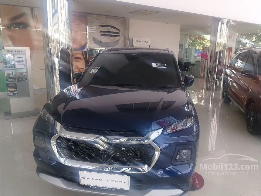 Jual Mobil Suzuki Grand Vitara 2024 MHEV GX Two Tone 1.5 di Jawa Barat Automatic SUV Biru Rp 313.000.000