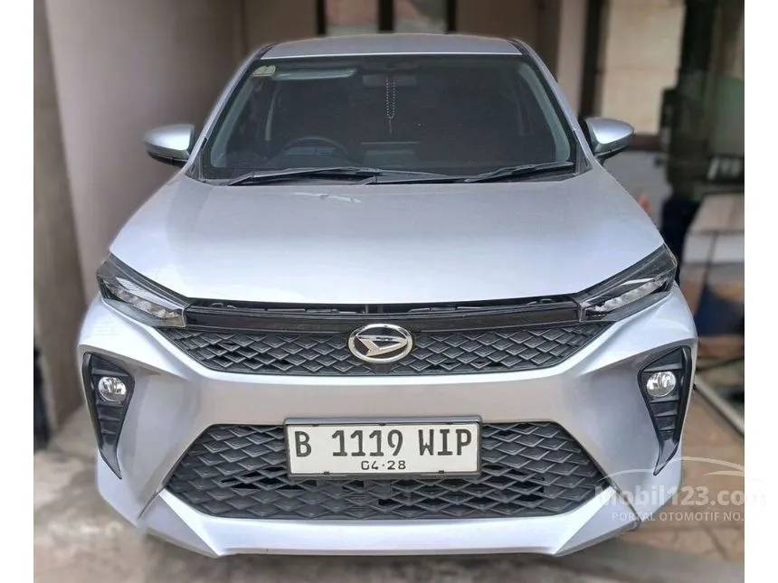 Jual Mobil Daihatsu Xenia 2022 R 1.3 di Jawa Barat Automatic MPV Silver Rp 192.000.000