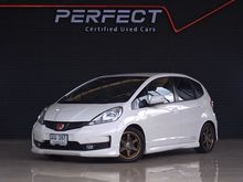 2011 Honda Jazz 1.5 (ปี 08-14) SV i-VTEC Hatchback AT