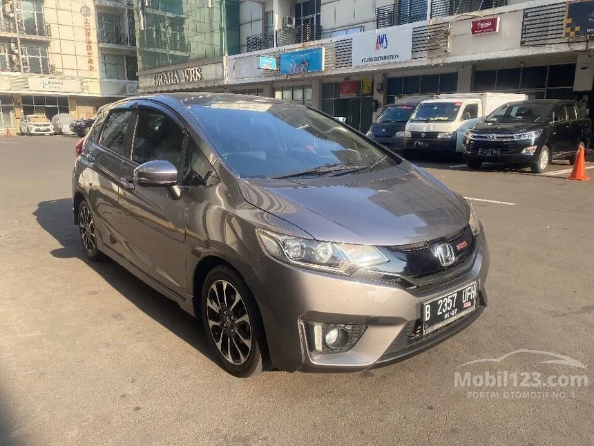 Jual Mobil Honda Jazz 2017 RS 1.5 di DKI Jakarta Automatic Hatchback Abu