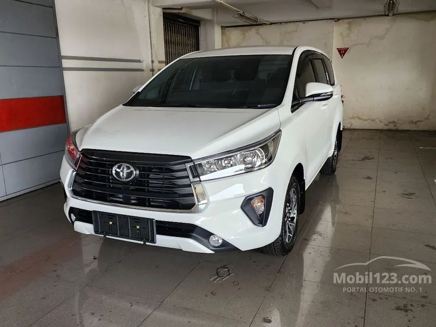 Jual Mobil Toyota Kijang Innova 2024 G 2.0 di DKI Jakarta Manual MPV Putih Rp 391.399.000