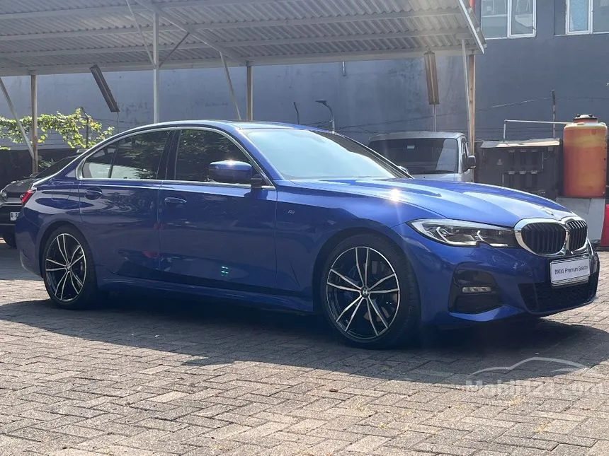 2021 BMW 330i M Sport Sedan