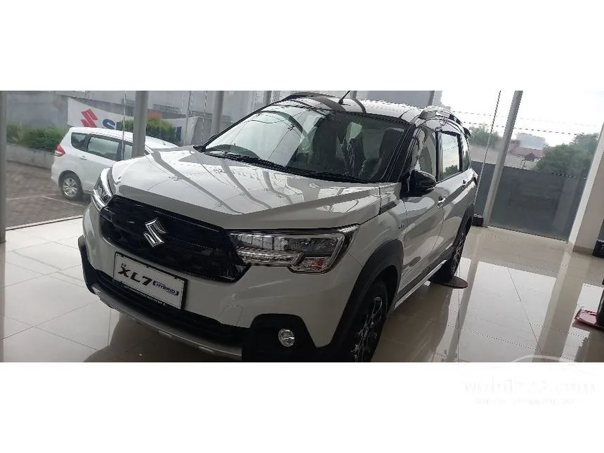Jual Mobil Suzuki XL7 2024 ALPHA Hybrid 1.5 di Banten Automatic Wagon Putih Rp 233.399.900