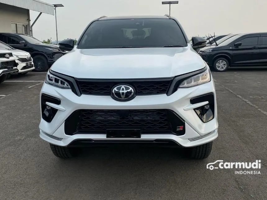 Jual Mobil Toyota Fortuner 2024 GR Sport 4X4 2.8 di DKI Jakarta Automatic SUV Putih Rp 741.900.000