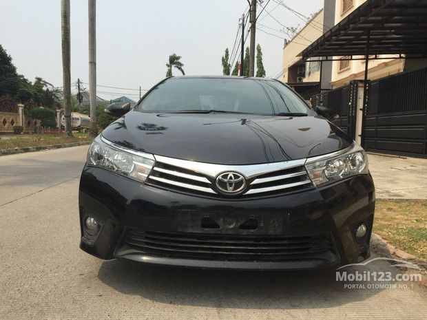 Toyota Corolla Altis  Mobil  bekas  dijual  di Banten 