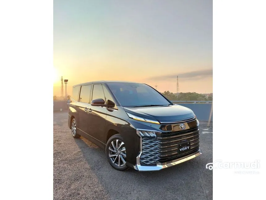 2024 Toyota Voxy Van Wagon