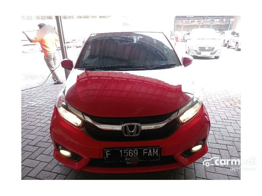 Jual Mobil Honda Brio 2022 Satya E 1.2 di Jawa Barat Manual Hatchback Merah Rp 143.000.000