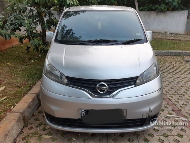  Nissan  Evalia Mobil  Bekas Baru dijual di Indonesia 