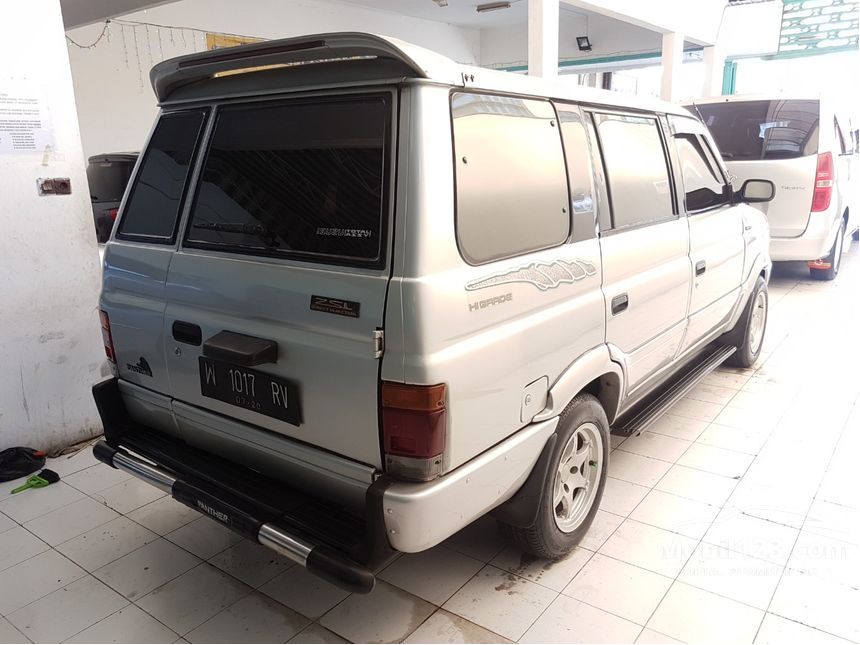 Jual Mobil Isuzu Panther 2001 LS Hi Grade 2.5 di Jawa Timur Manual SUV