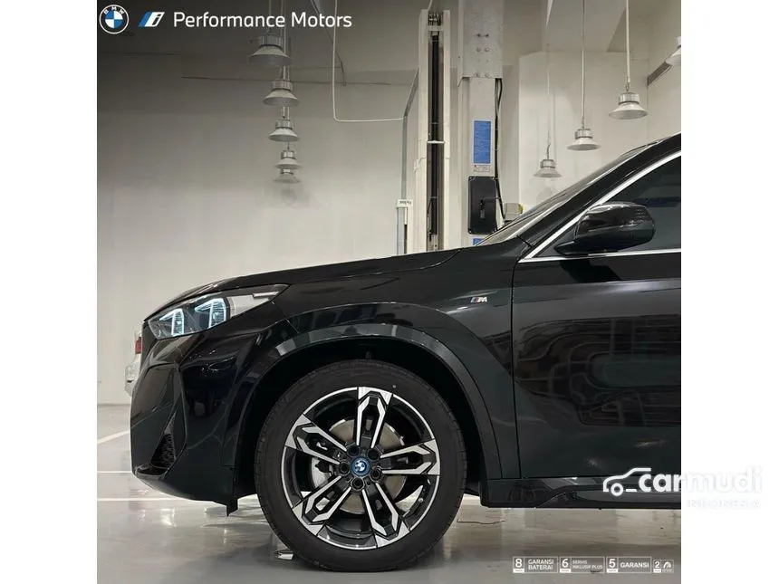 2025 BMW iX1 eDrive20 M Sport SUV