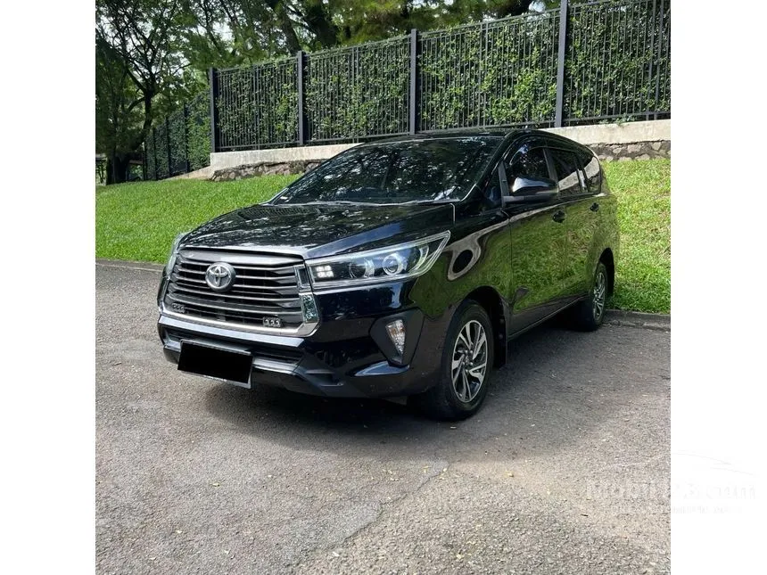 2022 Toyota Kijang Innova V MPV