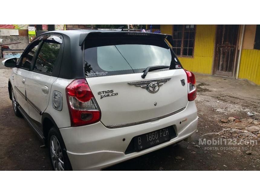 Download Gambar Variasi Mobil  Etios RIchi Mobil 