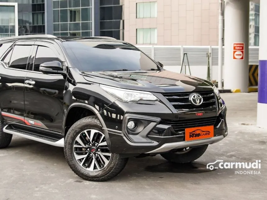 2018 Toyota Fortuner VRZ TRD 4X2 SUV