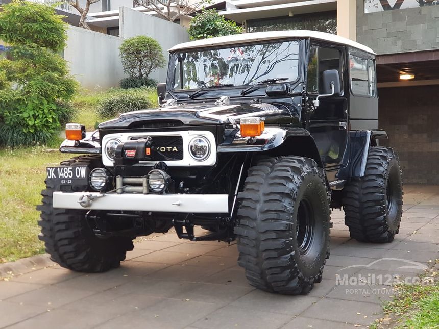  Jual  Mobil  Toyota  Land Cruiser  1978 Hardtop  4 2 4 2 di 