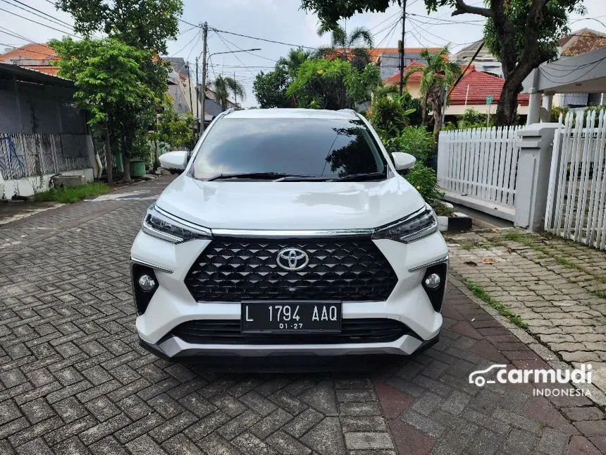 Jual Mobil Toyota Veloz 2021 Q 1.5 di Jawa Timur Automatic MPV Putih Rp 220.000.000