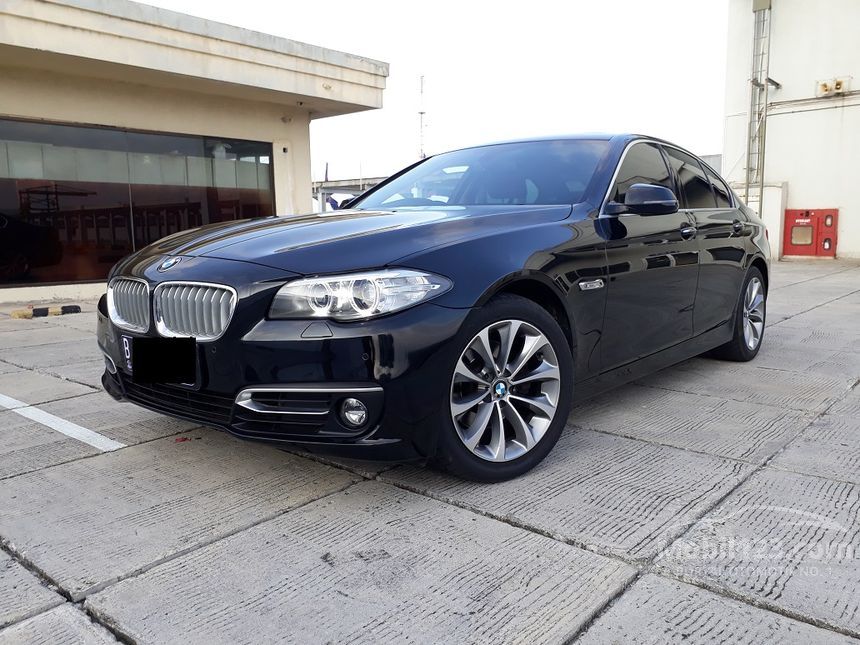  Jual  Mobil BMW  520i  2014 Modern 2 0 di DKI Jakarta 