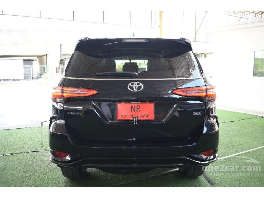 2022 Toyota FORTUNER Leader V SUV