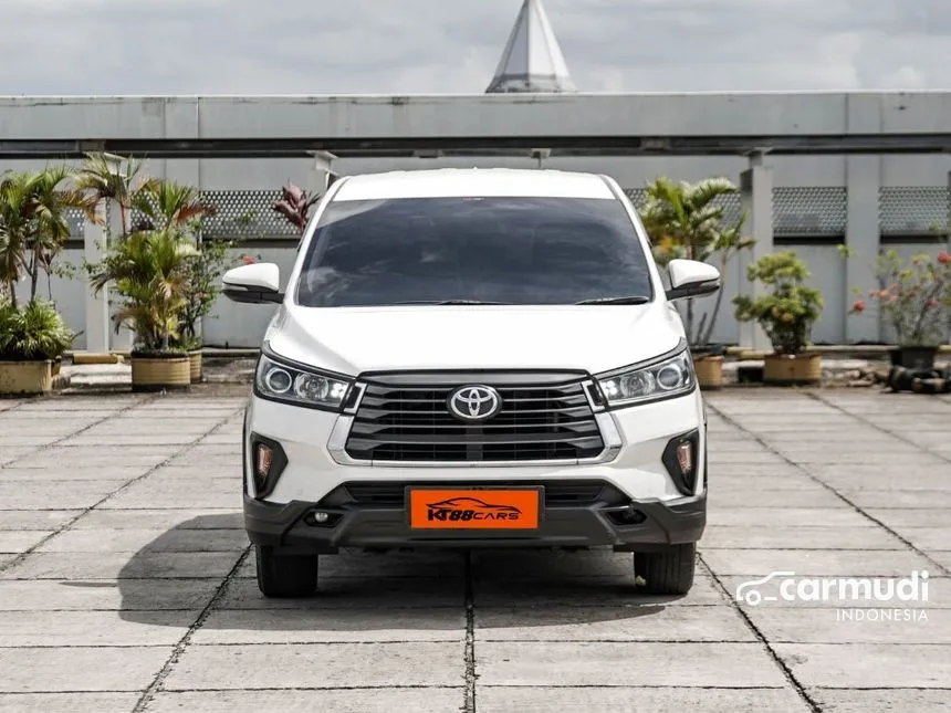 2022 Toyota Kijang Innova V MPV