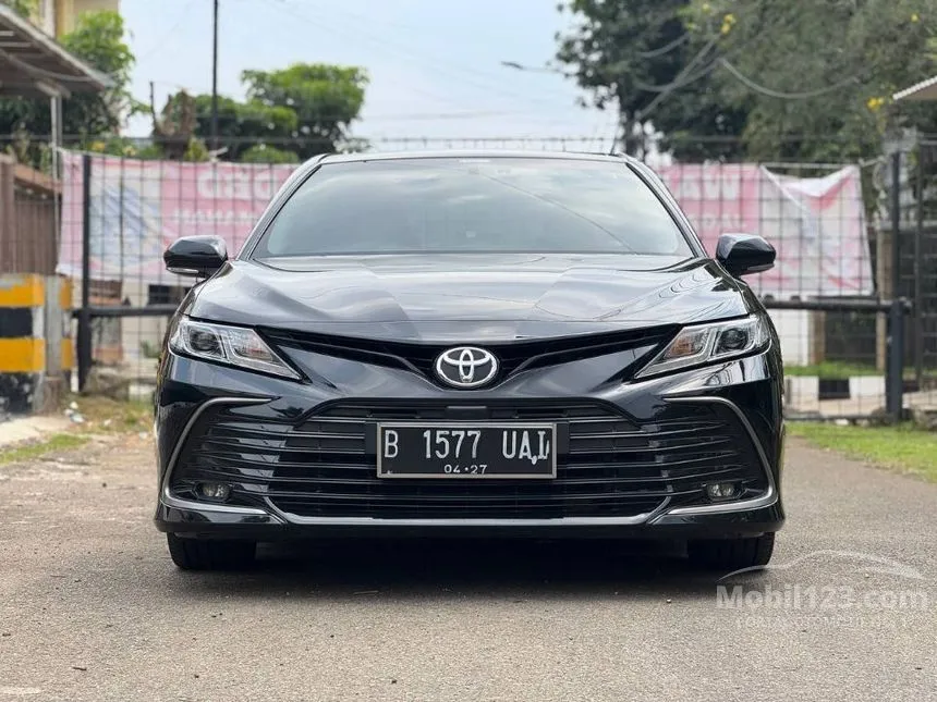 Jual Mobil Toyota Camry 2022 V 2.5 di DKI Jakarta Automatic Sedan Hitam Rp 465.000.000