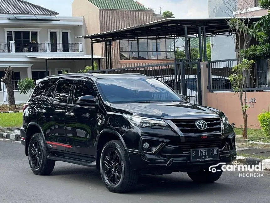 2020 Toyota Fortuner VRZ TRD 4X2 SUV