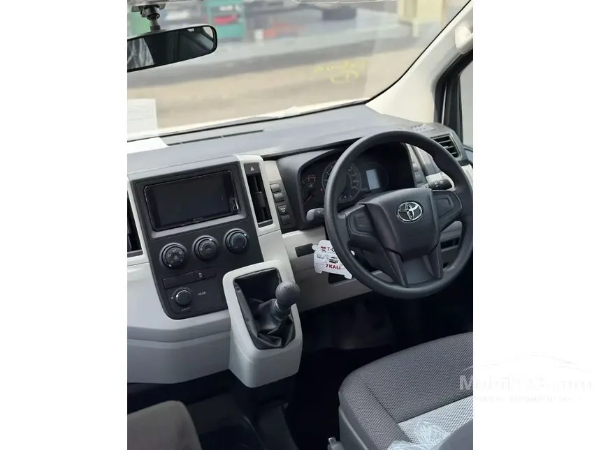 2026 Toyota Hiace Premio Van