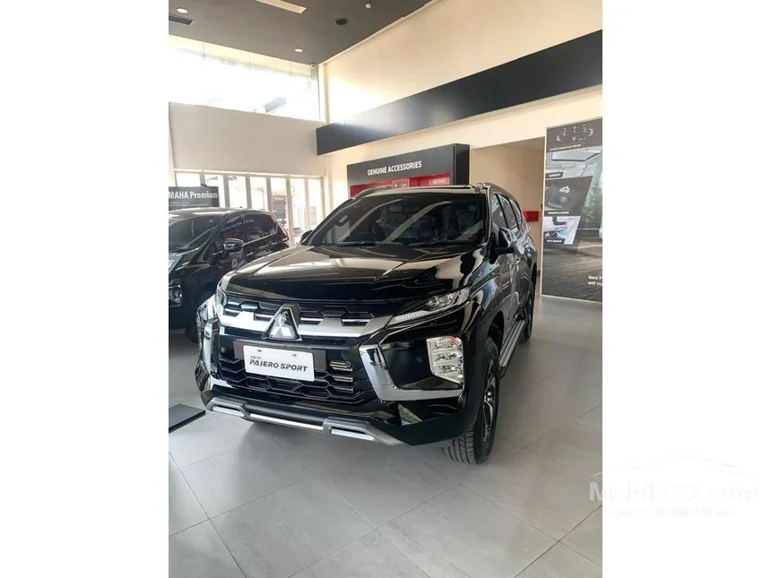 Jual Mobil Mitsubishi Pajero Sport 2025 Dakar 4X2 2.4 di Banten Automatic SUV Hitam Rp 532.240.000