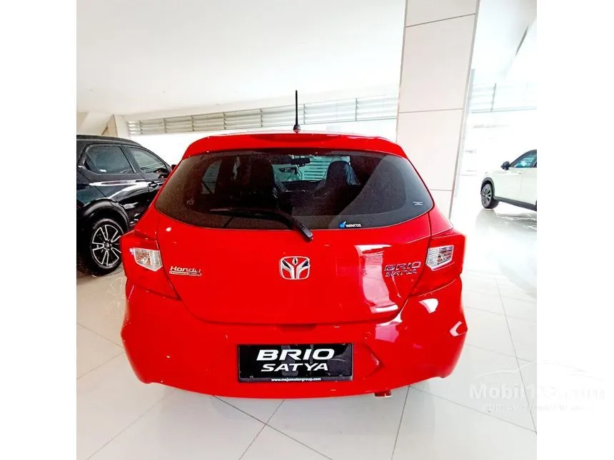 Jual Mobil Honda Brio 2025 E Satya 1.2 di Jawa Barat Automatic Hatchback Merah Rp 200.000.000