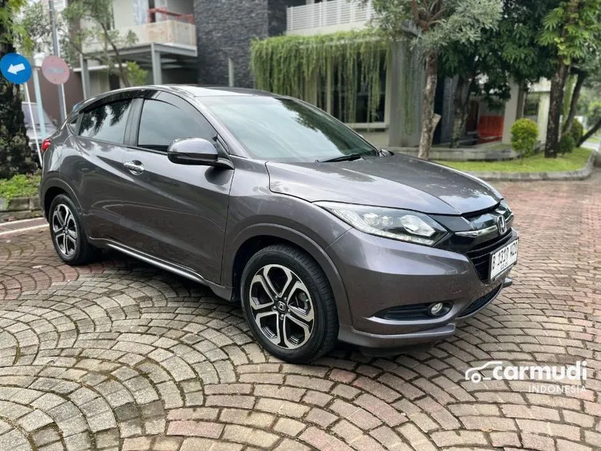 Jual Mobil Honda HR