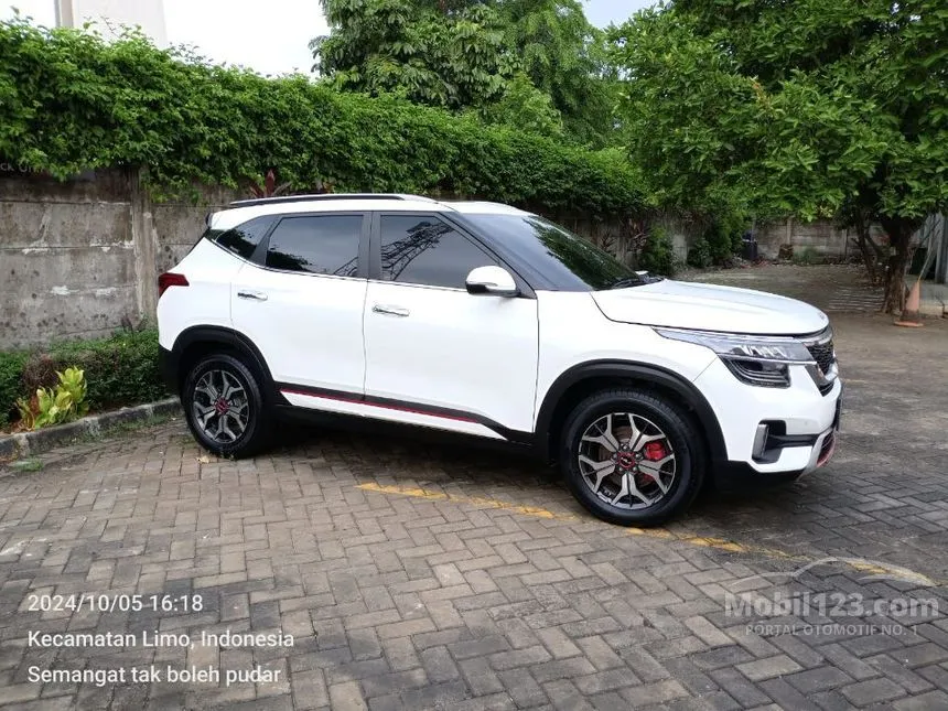 Jual Mobil KIA Seltos 2023 GT Line 1.4 di DKI Jakarta Automatic Wagon Putih Rp 376.500.000