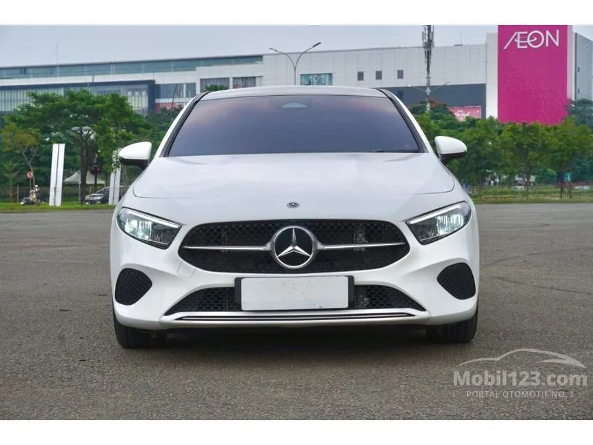 2024 Mercedes-Benz A200 Progressive Line Sedan