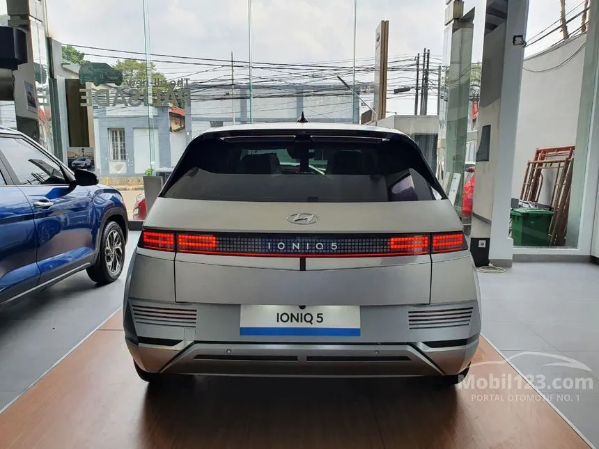Jual Mobil Hyundai IONIQ 5 2022 Standard Range Signature di DKI Jakarta ...