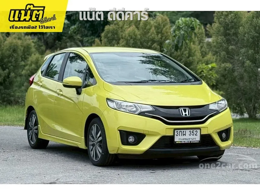 2014 Honda JAZZ SV Hatchback