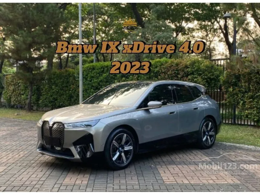 Jual Mobil BMW iX 2023 xDrive40 Sport di Banten Automatic Wagon Abu