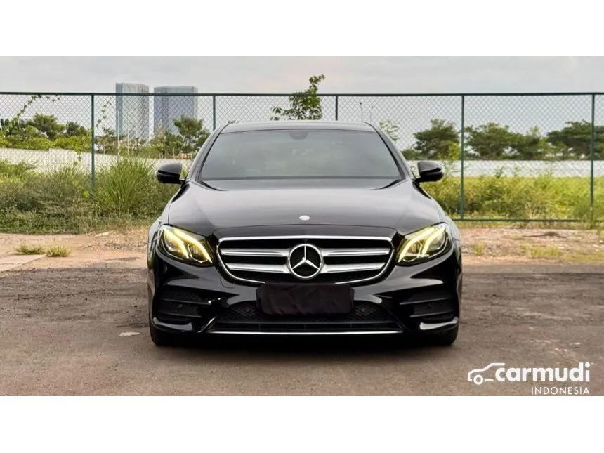 2017 Mercedes-Benz E300 AMG Line Sedan
