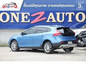 2018 Volvo V40 2.0 D4 Cross Country Wagon