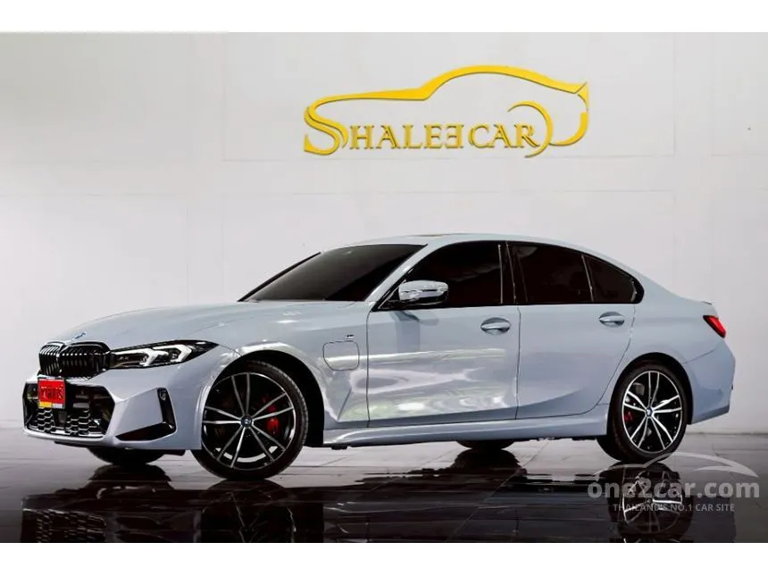 2024 BMW 330e M Sport Sedan