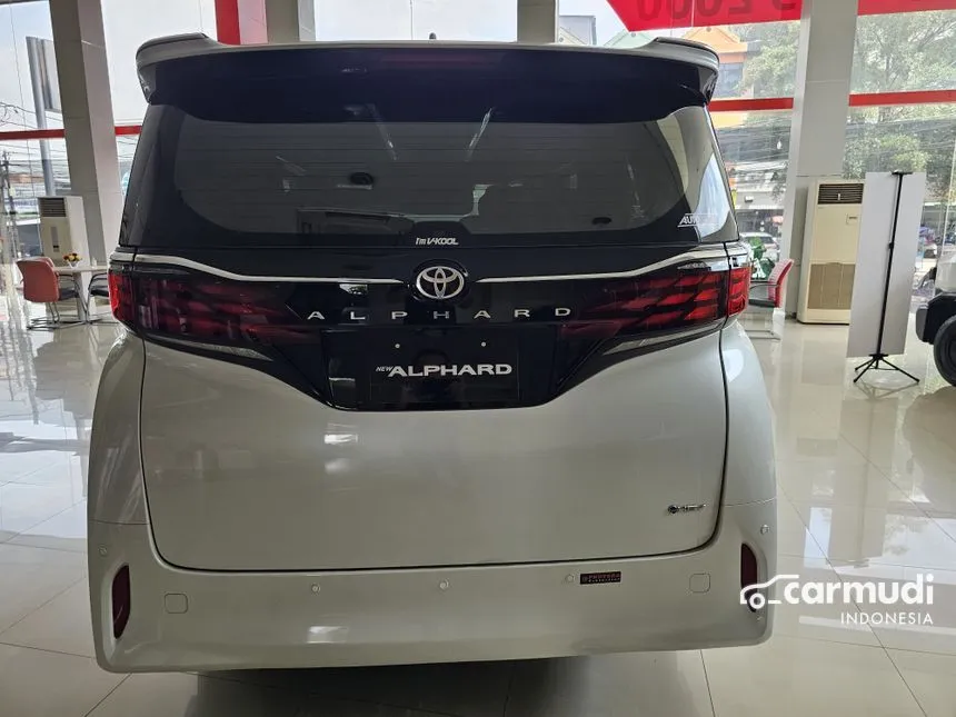 2024 Toyota Alphard HEV MPV