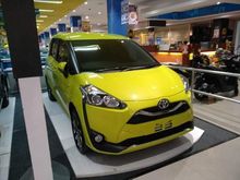 Promo Awal Tahun Toyota Sienta 1,5 V DP & Angsuran Ringan