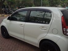 2013 Daihatsu Sirion 1.3 D FMC DELUXE Hatchback