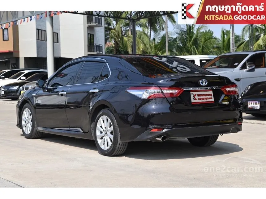 2019 Toyota Camry Hybrid Premium Sedan