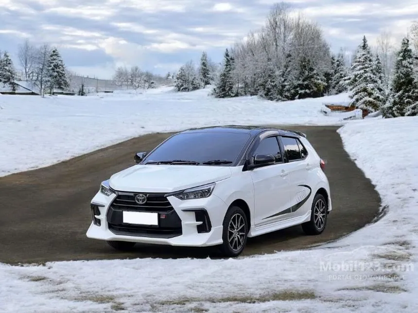 Jual Mobil Toyota Agya 2023 GR Sport 1.2 di Jawa Timur Automatic Hatchback Putih Rp 205.000.000
