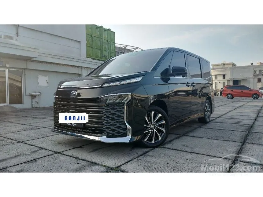 Jual Mobil Toyota Voxy 2022 2.0 di DKI Jakarta Automatic Van Wagon Hitam Rp 508.000.000