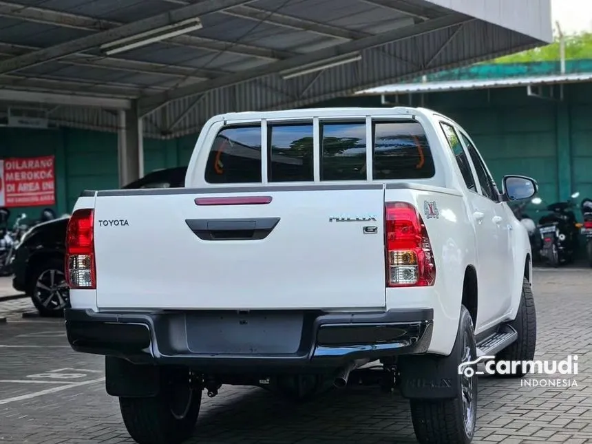 2025 Toyota Hilux G Double Cab 4X4 Pickup